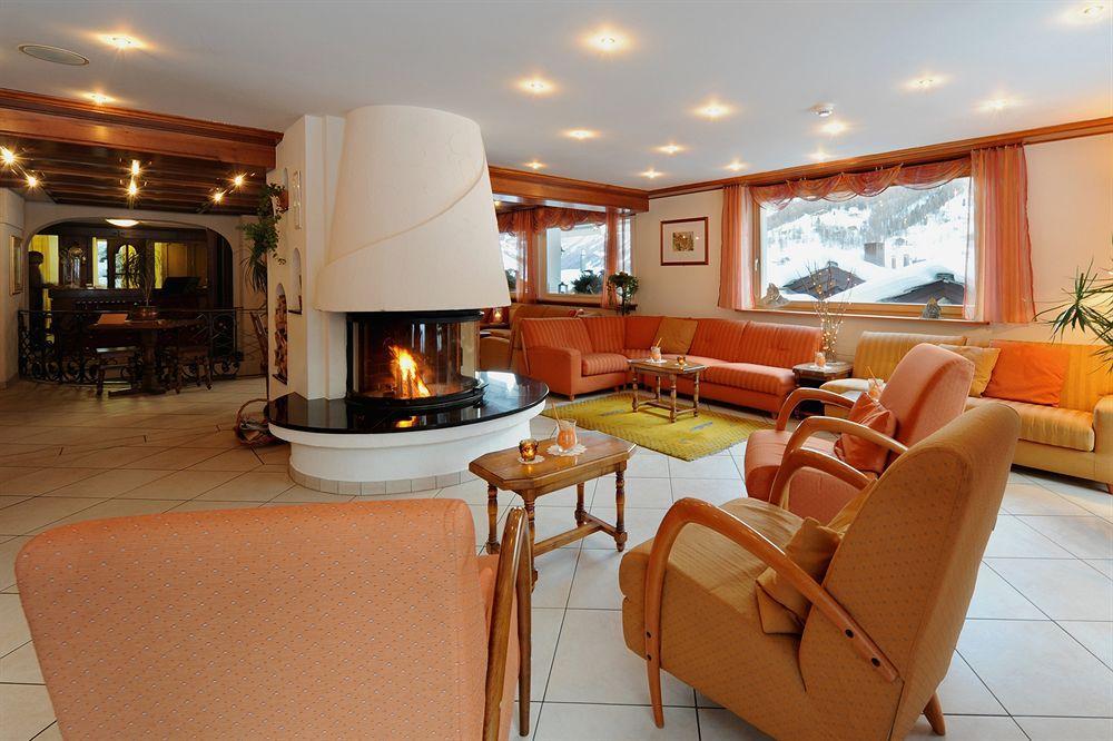 Hotel Tschugge Zermatt Eksteriør billede