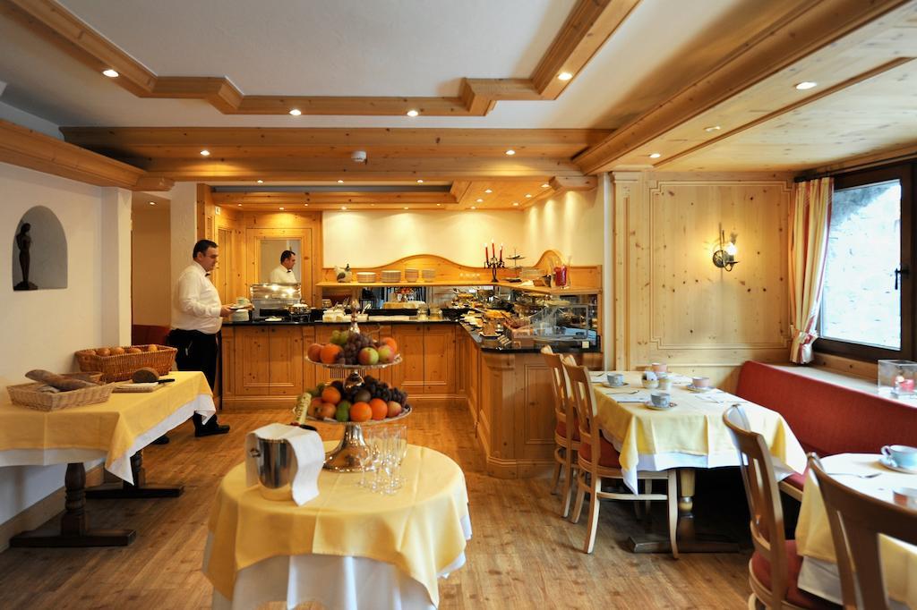 Hotel Tschugge Zermatt Eksteriør billede